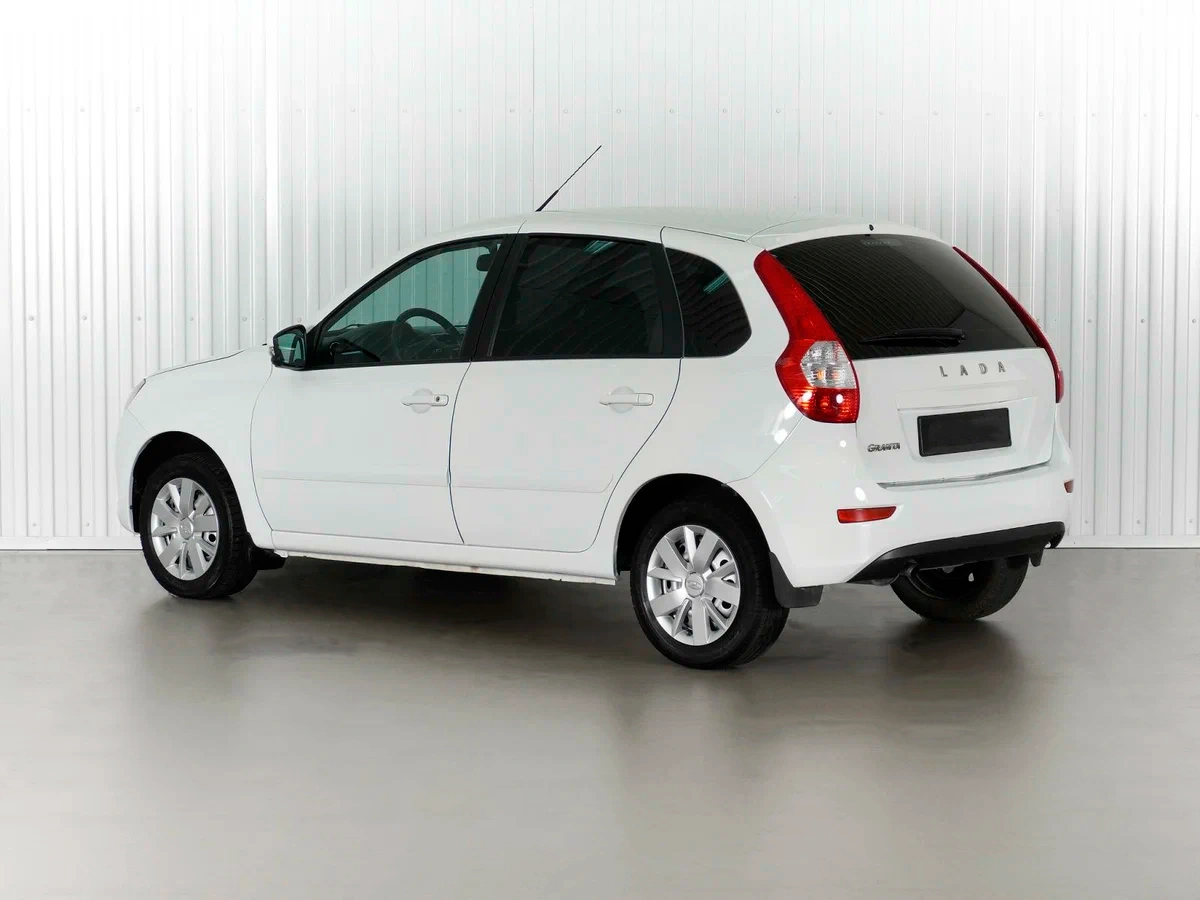 Lada Granta Хэтчбек в Ставрополь - фото №2
